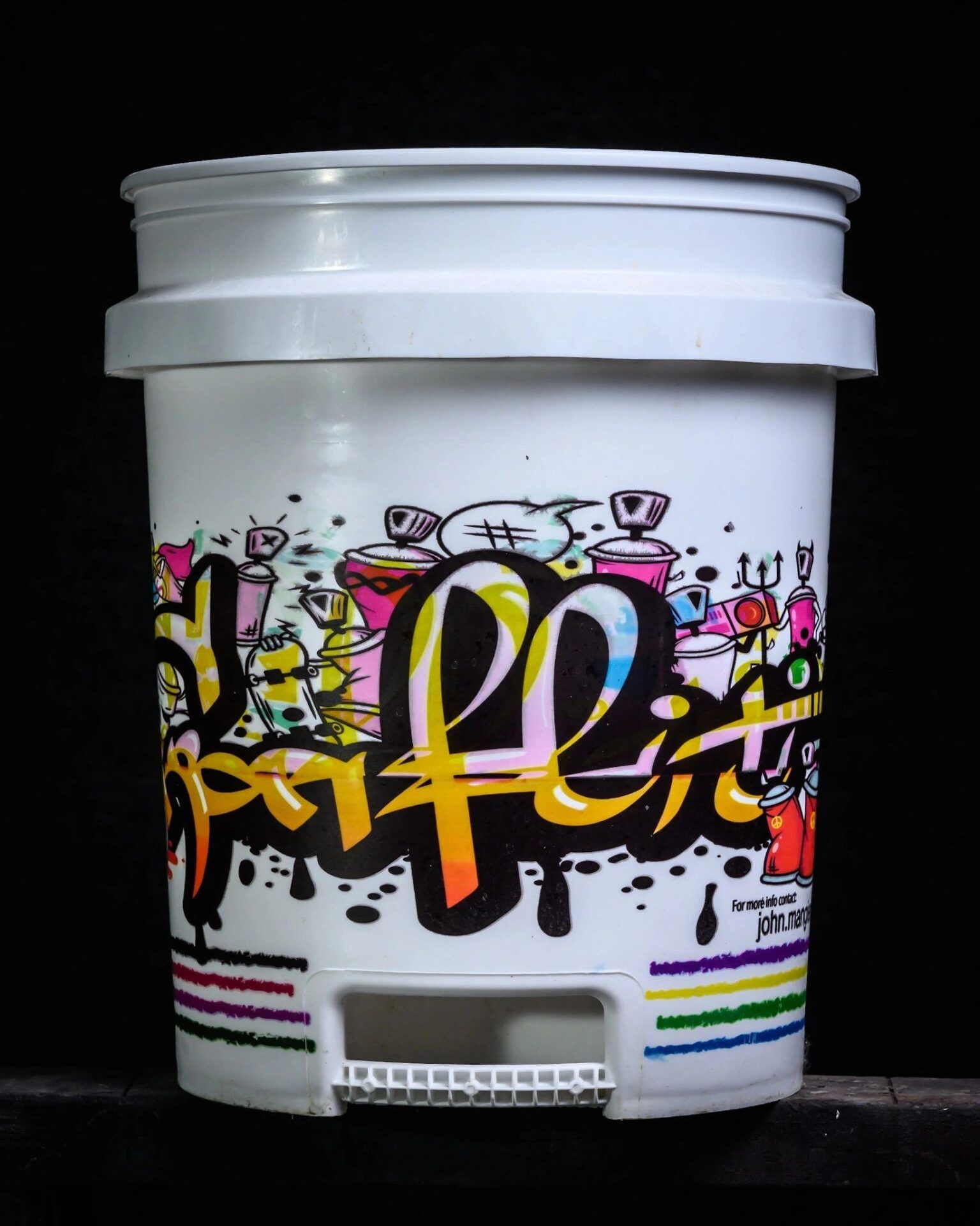 A sample of digital bucket painting